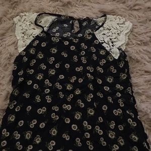 Sunflower Top 🌻